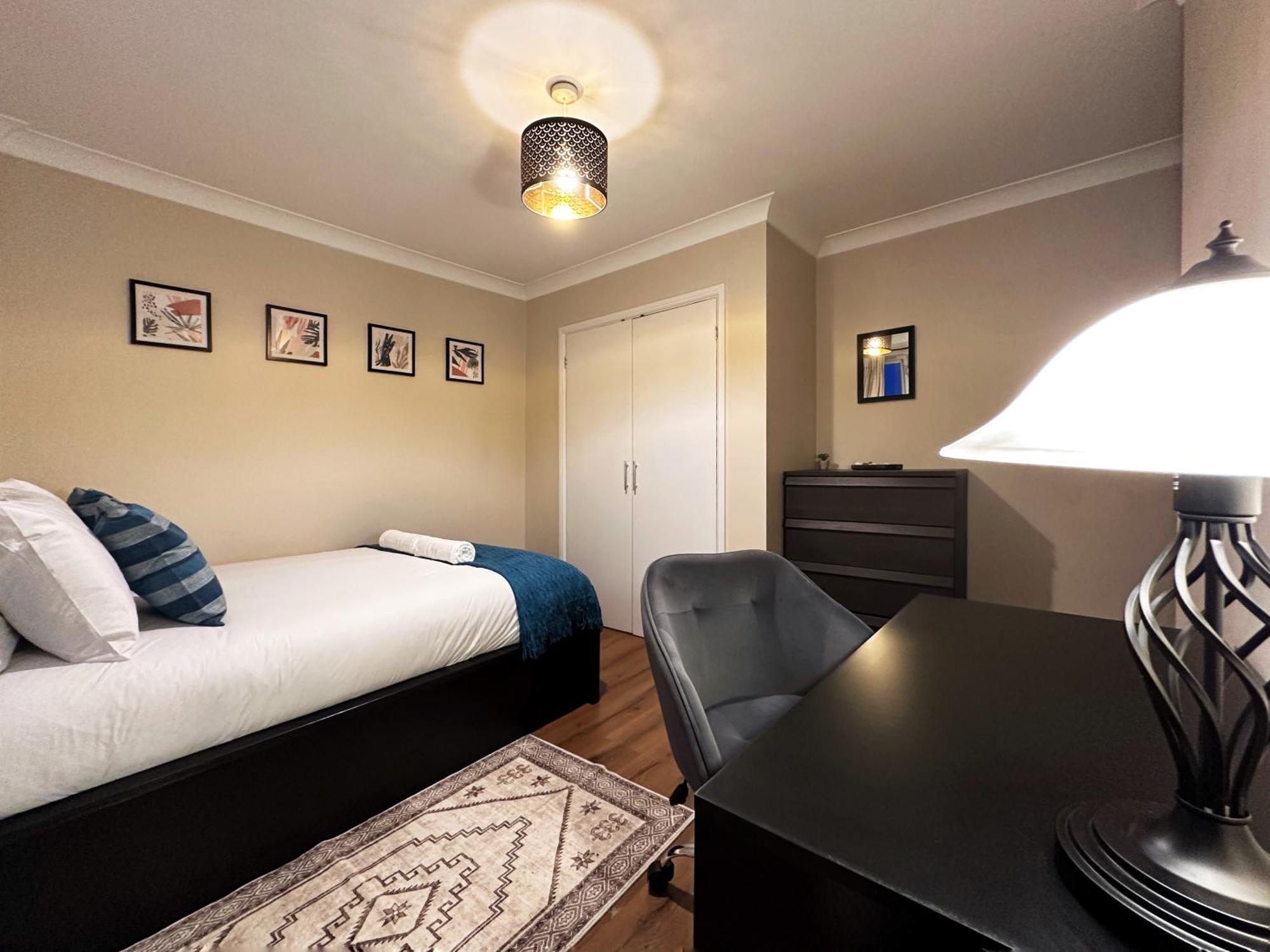Betty's Place In Tower Hill - 2 Double Beds, Max 4 People, Great Location In Appartement *